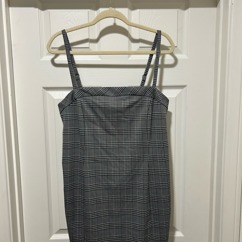 Forever 21 Gray and Black Sheath Mini Dress